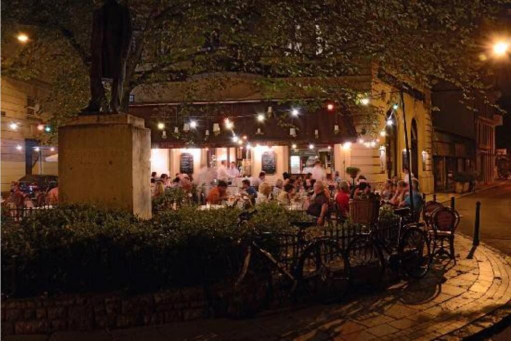 Ferienwohnung Little Corner At The Historic Jewish District With Ac Budapest Exterior foto